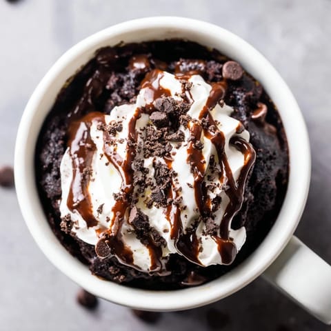 Oreo mug chocolate cake
